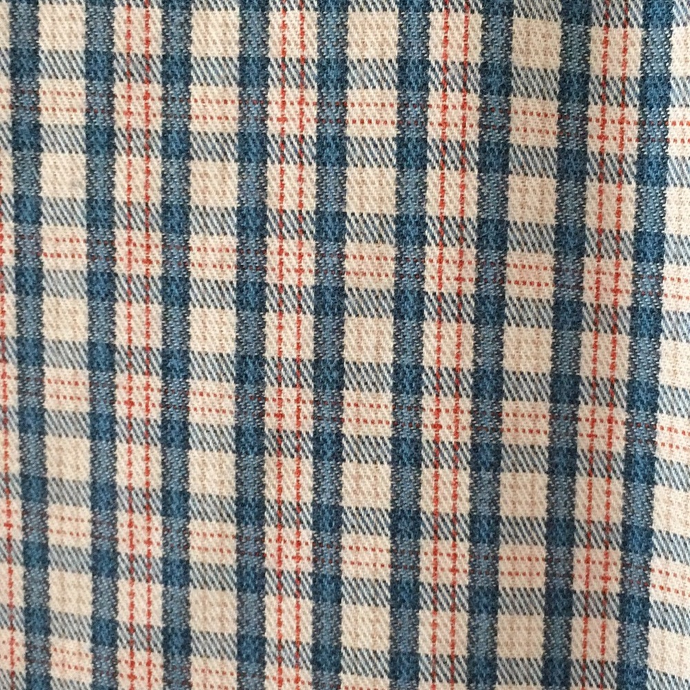 Shirt - Picture 2 of 3